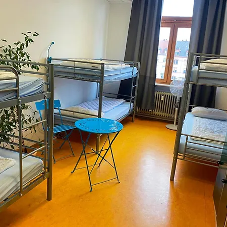 Steffis Hostel