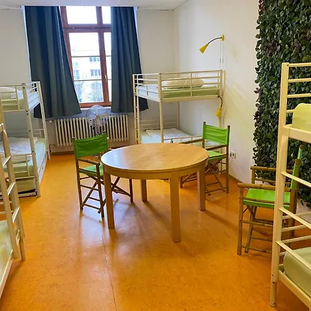 Steffis Hostel *